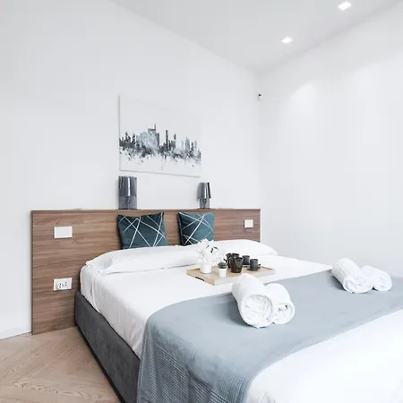 Апартаменты Easylife - Gioello Con Terrazzo Vicino Al Duomo Милан